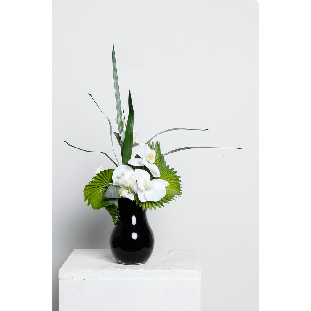 Modern Elegant Flower Vase, Blue, Wide Shot